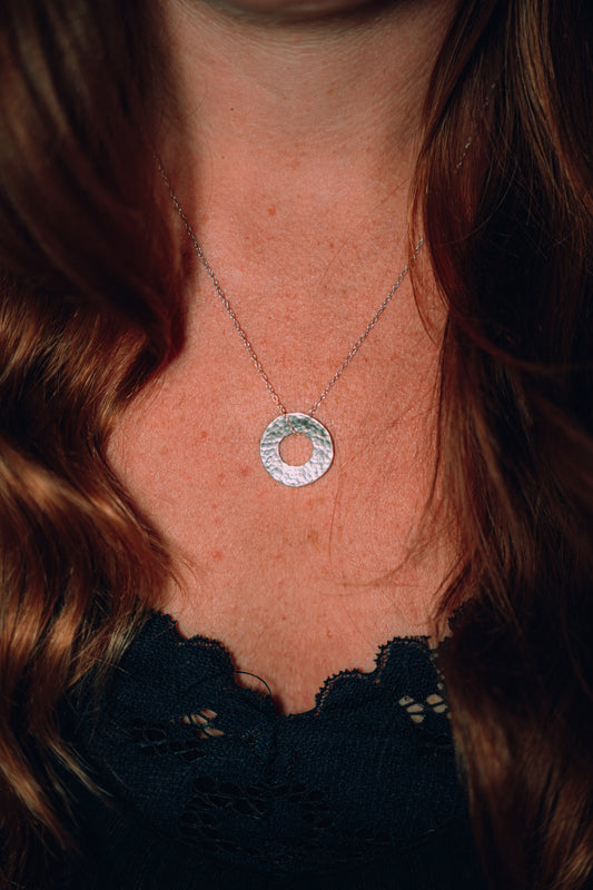 Collier Jeton martelé