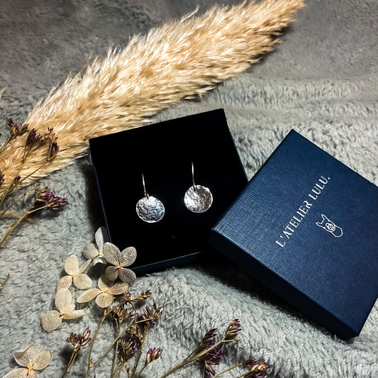 Boucles martelées