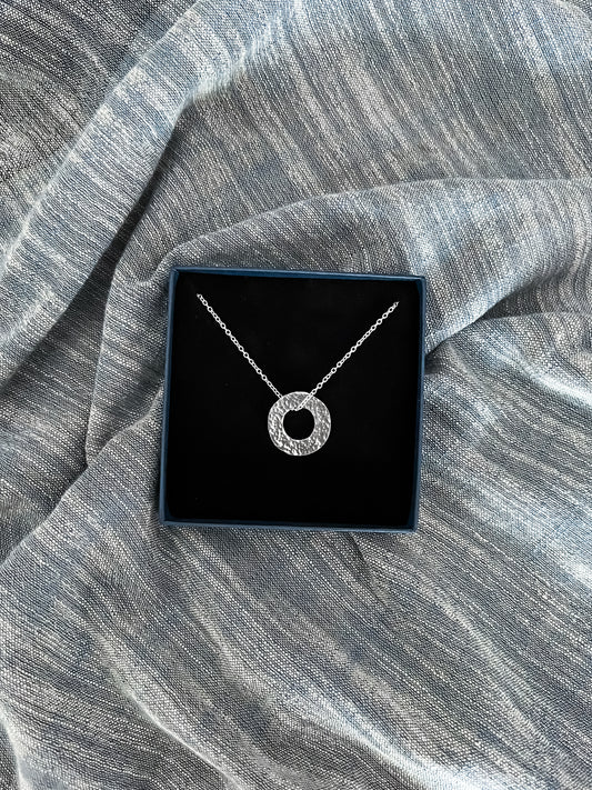 Collier Jeton martelé